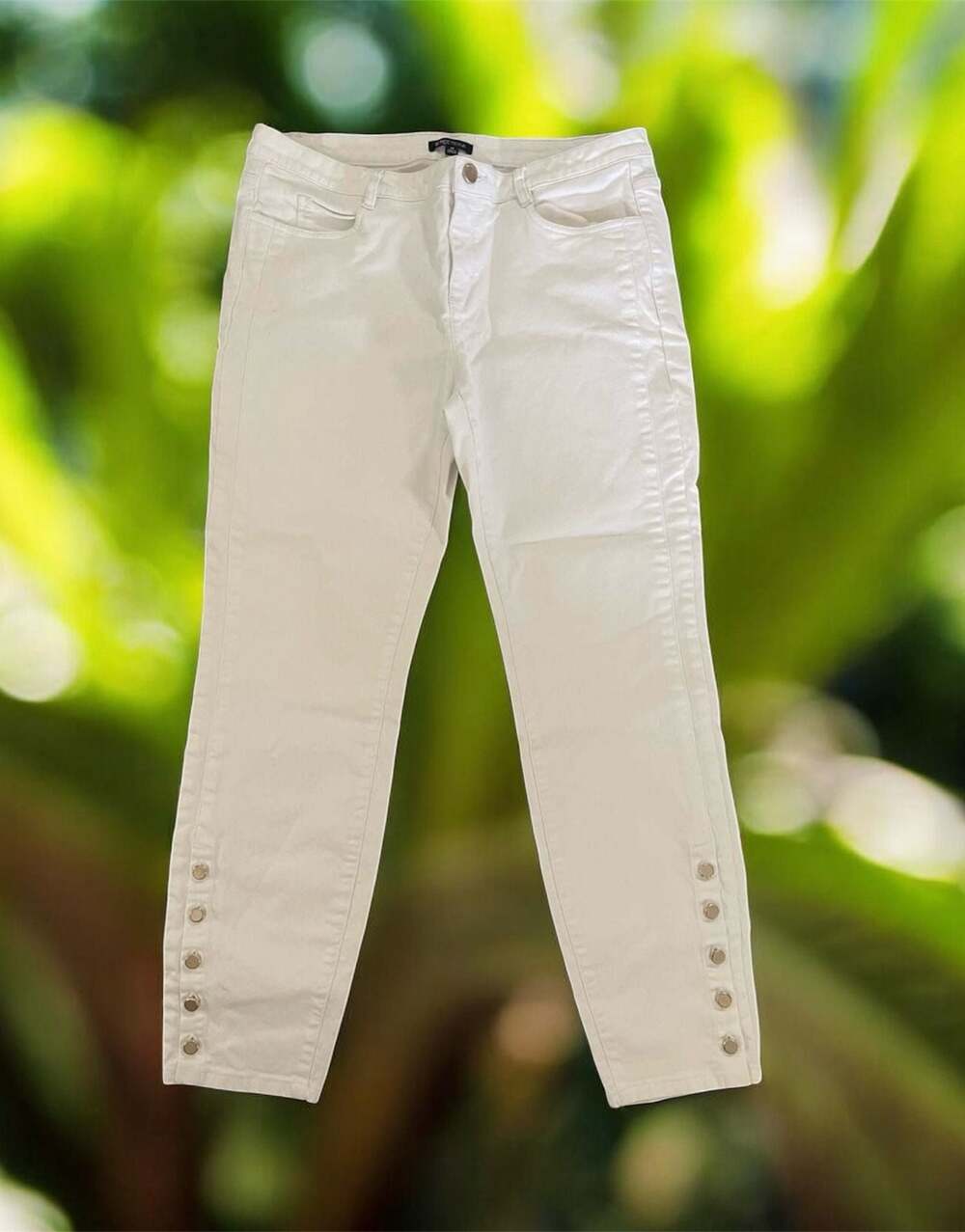 Etcetera White Ankle Skinny Jeans with Button Cuffs Size 14